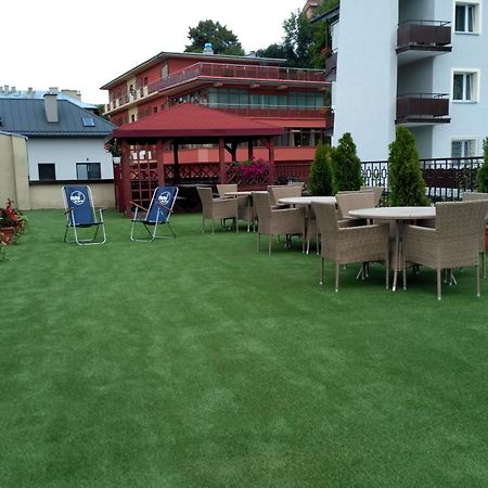 Hotel *** NAT Krynica Zdrój Exterior foto